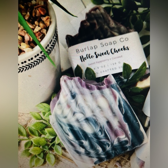 “Hello Sweet Cheeks” Sweet Raspberry & Coconut Soap - Picture 2 of 3